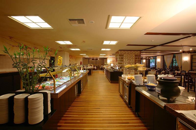 Enorme Santanna Hotel